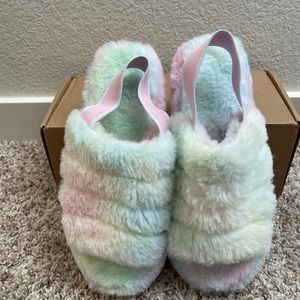 Fluffy Slippers with Strap